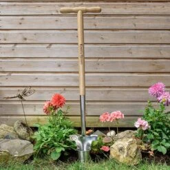 Kent & Stowe Stainless Steel Long Handled Bulb Planter -Elho Shop 1002020 2