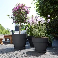 Elho Vibia Campana 35cm Round Planter (Various Colours) -Elho Shop VIBCAMRND35 3